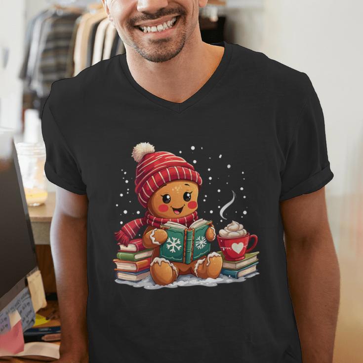 Cozy Gingerbread Christmas Reading Book Xmas Snowflakes Fall Men's V-Neck T-Shirt