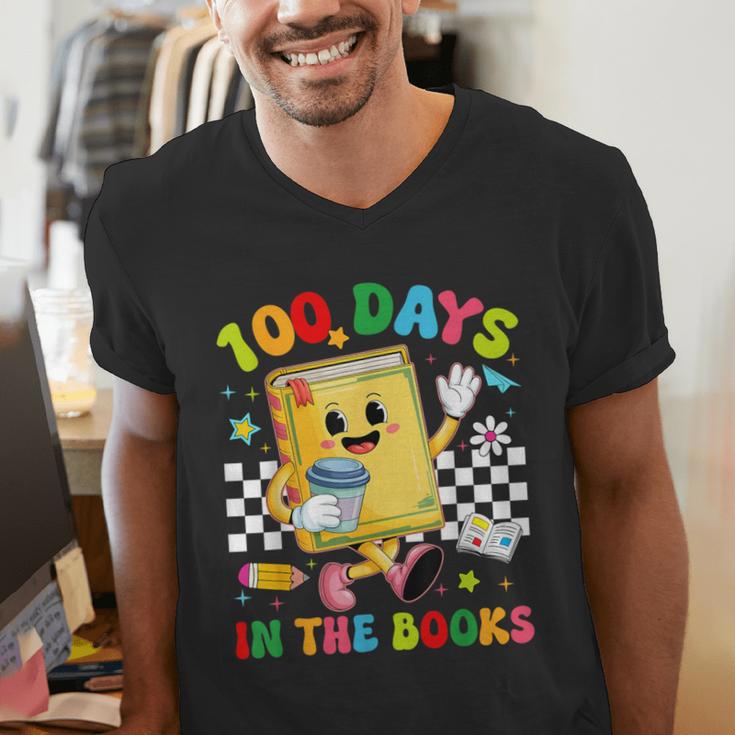 Cute 100 Days In The Books Groovy Boy Girl Teacher Men's V-Neck T-Shirt