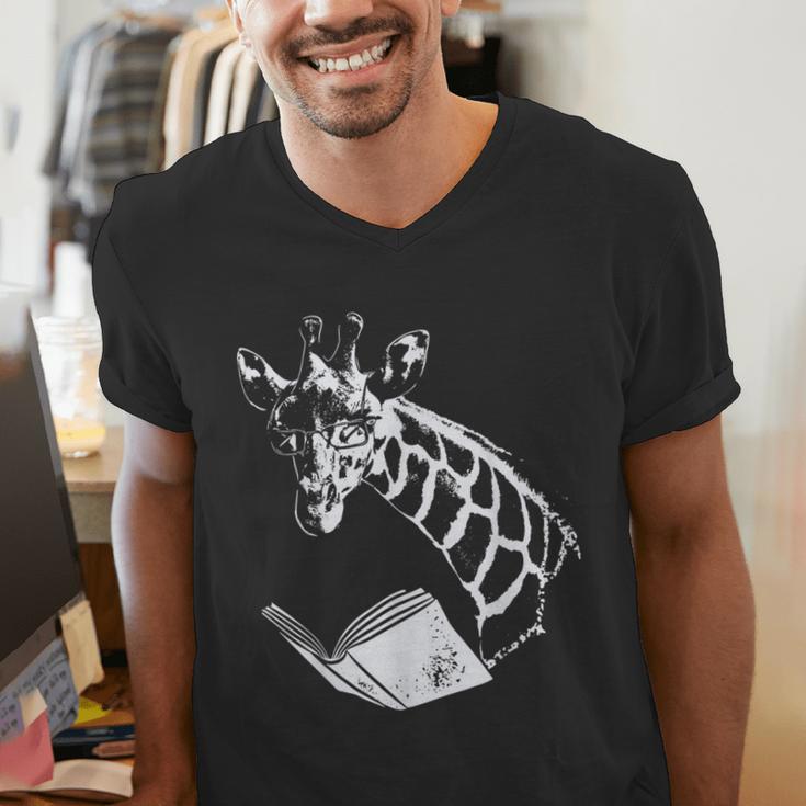 Cute Giraffe Wear Glasses Reading Book Librarian Bookworm Men's V-Neck T-Shirt Cute Giraffe Wear Glasses Reading Book Librarian Bookworm Men's V-Neck T-Shirt