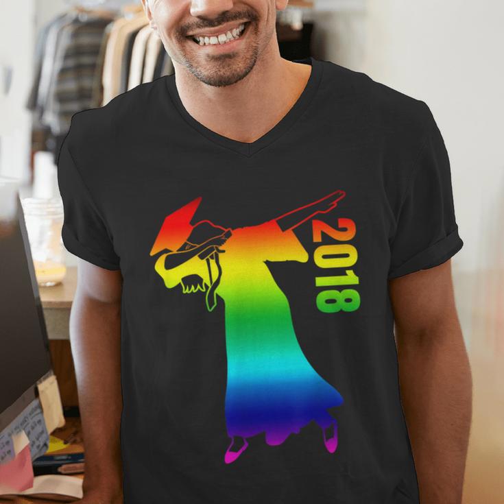 Dabbing Graduate 2018 Graduation Celebration Men's V-Neck T-Shirt