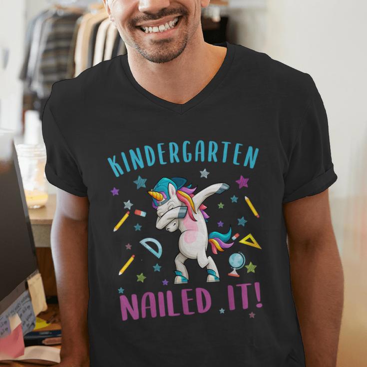 Dabbing Kindergarten Unicorn Graduation Class 2021 Nailed It Men's V-Neck T-Shirt