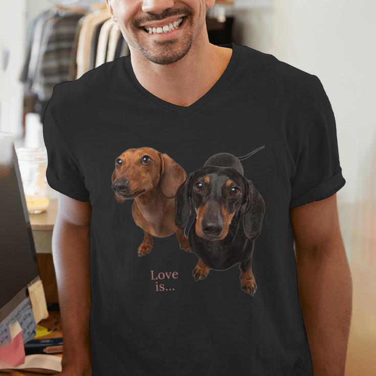 Dachshund Shirt Doxie Mom Dad Love Wiener Dog Puppy Cute Tee Men's V-Neck T-Shirt