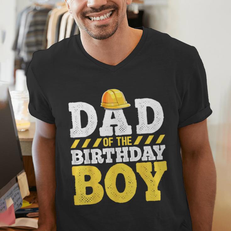 Dad Of The Birthday Boy Construction Birthday Party Hat Men Men's V-Neck T-Shirt