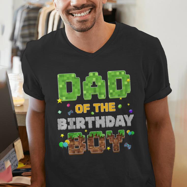Dad Of The Birthday Boy Pixel Gamer Party Matching Family Men's V-Neck T-Shirt