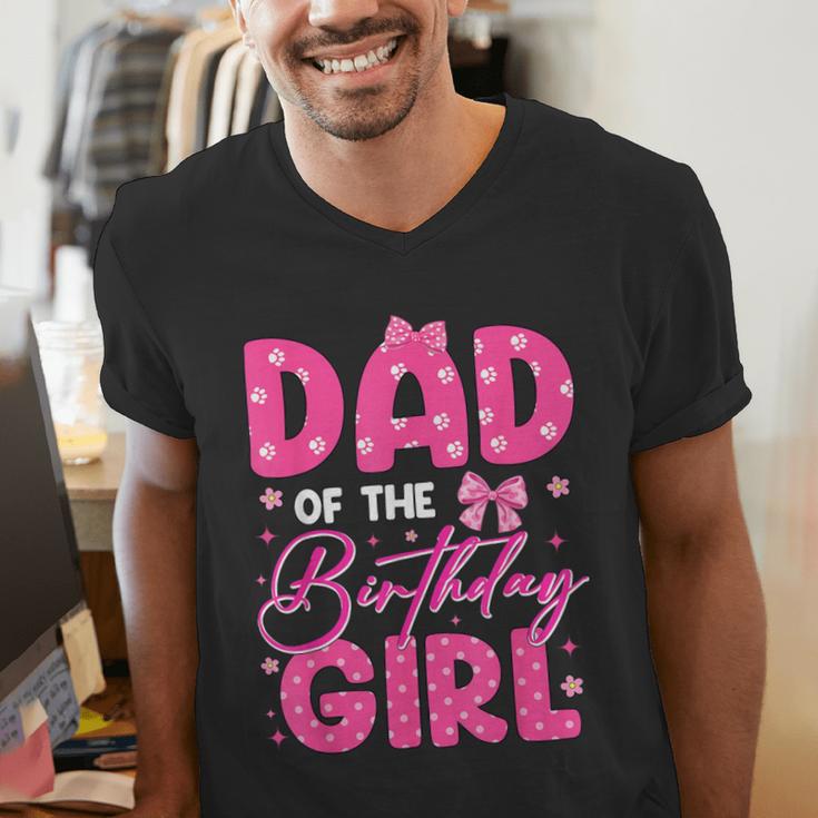 Dad Of The Birthday Girl Pink Bow Birthday Girl Family Men's V-Neck T-Shirt