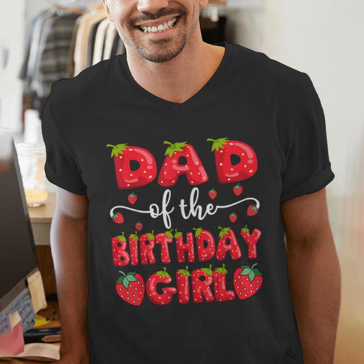 Dad Of The Birthday Girl Strawberry Family Matching Men's V-Neck T-Shirt