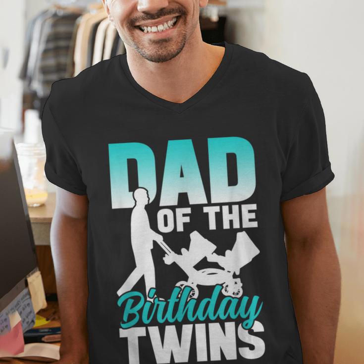 Dad Of The Birthday Twins Celebrate Cute Twin Father Daddy Men's V-Neck T-Shirt Dad Of The Birthday Twins Celebrate Cute Twin Father Daddy Men's V-Neck T-Shirt
