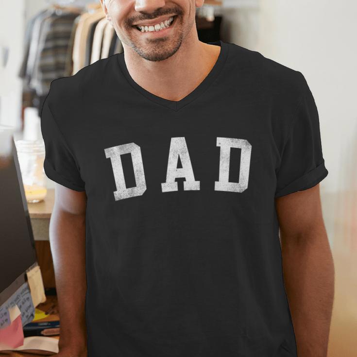 Dad Classic Bold Font Father's Day Dad Men's V-Neck T-Shirt