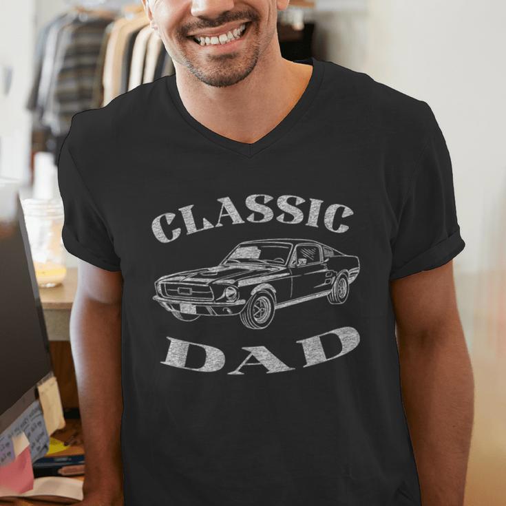 Dad Classic Car Graphic Men's V-Neck T-Shirt