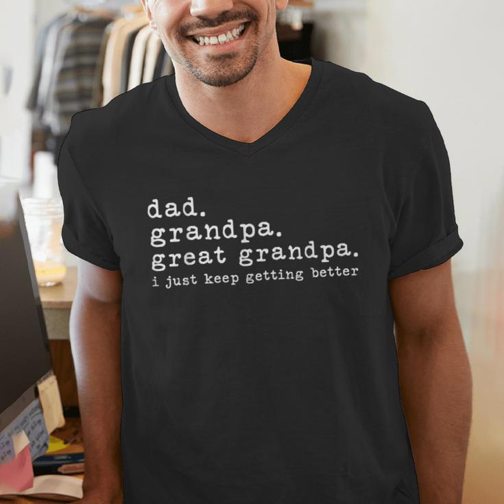 Dad Grandpa Great Grandpa Fathers Day Great Grandpa Men's V-Neck T-Shirt