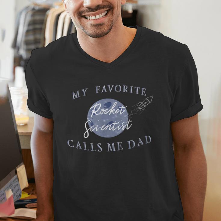 Dad Rocket Scientist Men's V-Neck T-Shirt