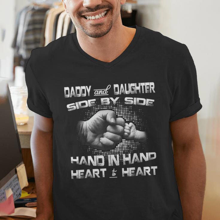 Daddy Daughter Fist Bump Matching Father's Day Best Dad Men's V-Neck T-Shirt