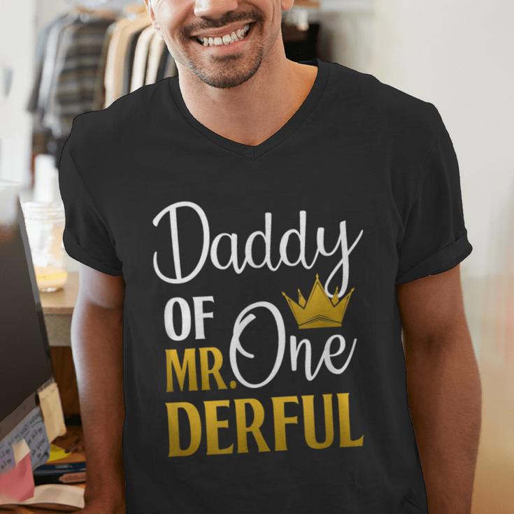 Daddy Of Mr Onederful 1st Birthday Father's Day First Daddy Men's V-Neck T-Shirt