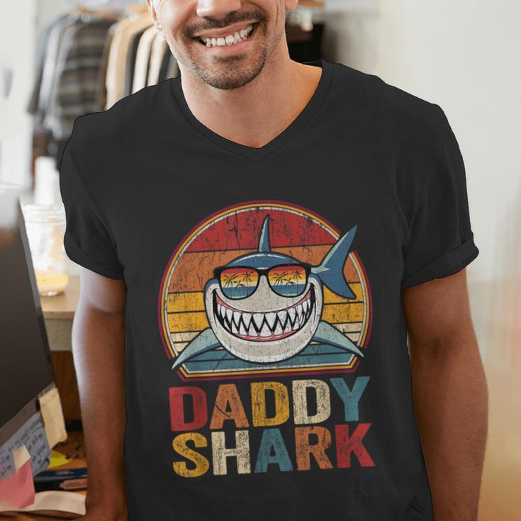 Daddy Shark Retro Shark Shirt Pajamas For Dad Dad Men's V-Neck T-Shirt Daddy Shark Retro Shark Shirt Pajamas For Dad Dad Men's V-Neck T-Shirt