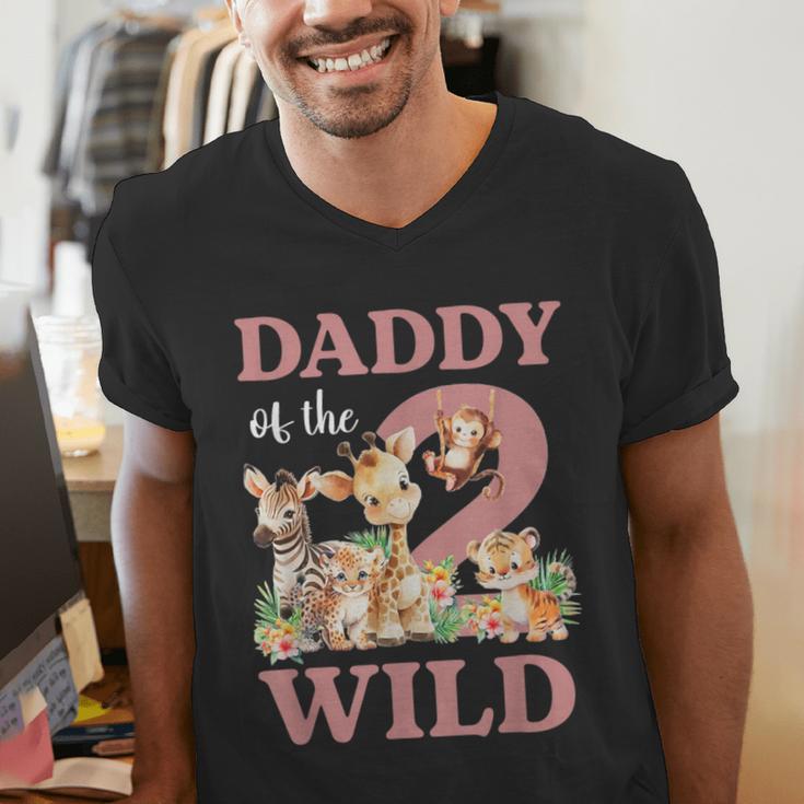 Daddy Of The Two Wild Zoo 2nd Birthday Safari Jungle Animal Men's V-Neck T-Shirt
