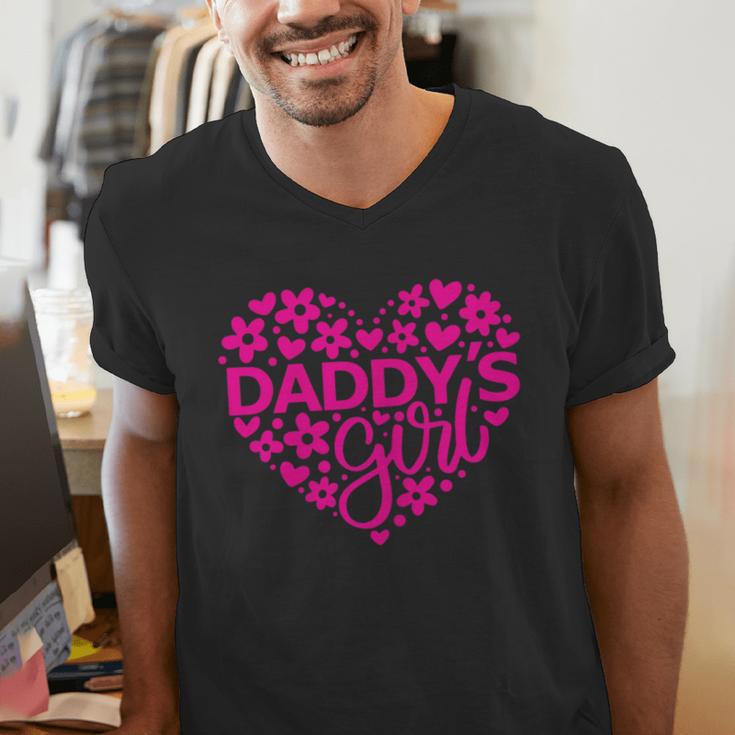 Daddy's Girl Father's Day Idea For a New Dad Men's V-Neck T-Shirt
