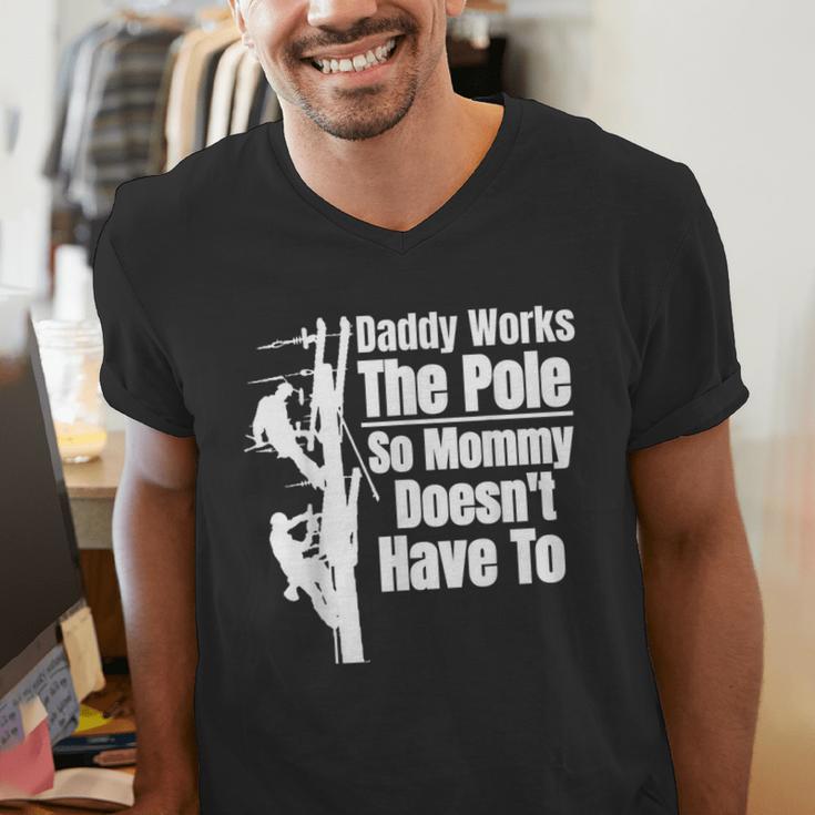 Dads Electrical Lineman Gear Husband & Lineman Wife Men's V-Neck T-Shirt