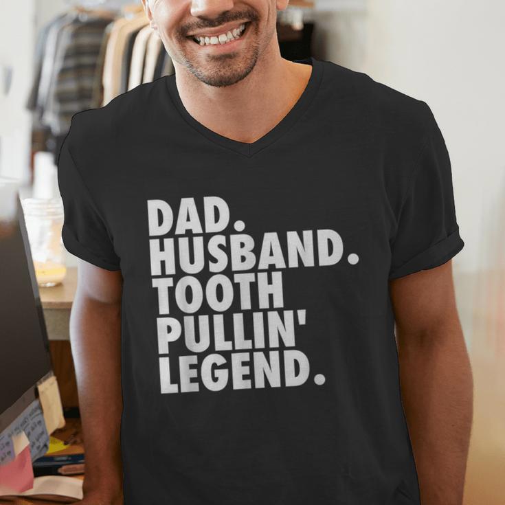 Dentist Men Son Husband Dad Boss Men's V-Neck T-Shirt