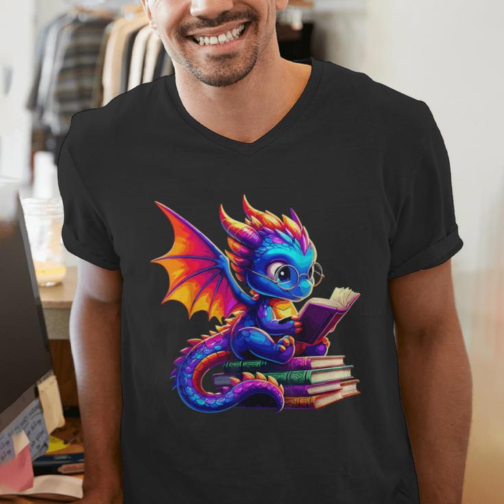 Dragon Reading a Book Bookworm Book Lover Men's V-Neck T-Shirt