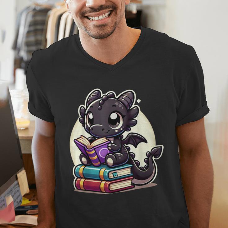 Dragon Reading A Book Cute Bookworm Book Lover Men's V-Neck T-Shirt