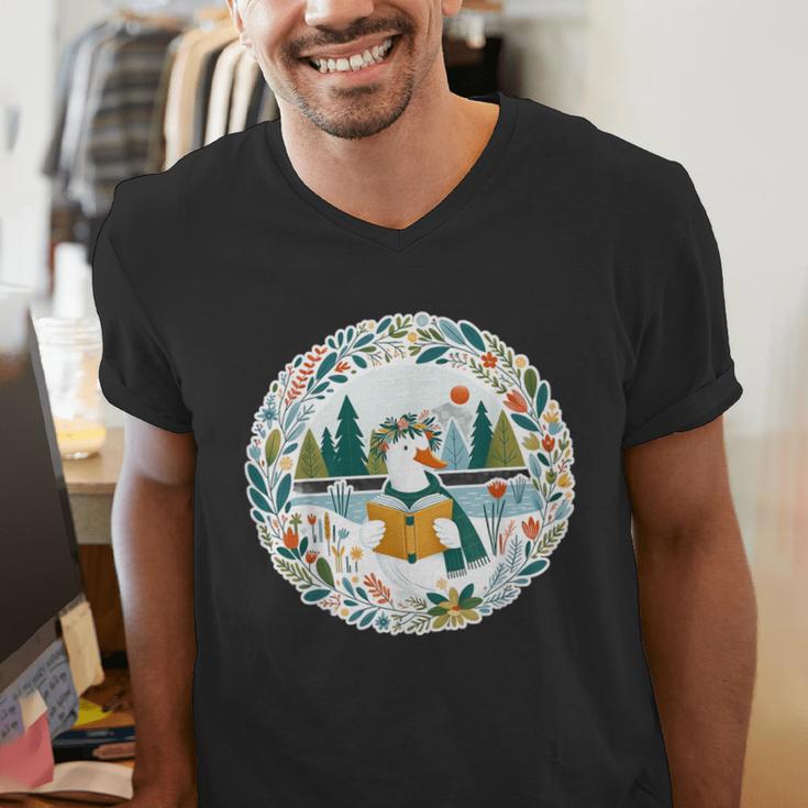 Duck Wilderness Book Reading Illustration Floral Men's V-Neck T-Shirt