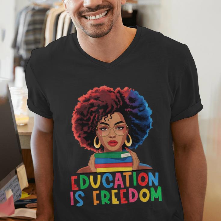 Education Is Freedom History Girl Women Book Lover Men's V-Neck T-Shirt
