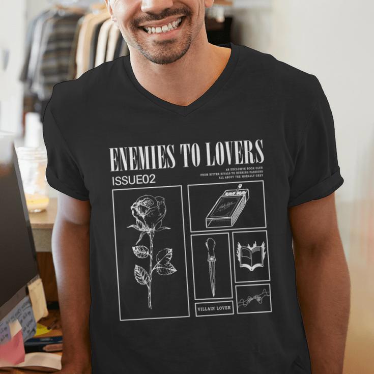 Enemies To Lovers Morally Grey Book Lover Romantasy Bookish Men's V-Neck T-Shirt