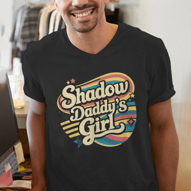 Fantasy Romantasy Book Retro Vintage Shadow Daddy Girl Men's V-Neck T-Shirt