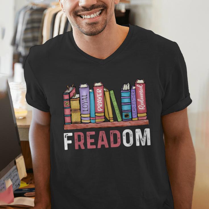Freadom Anti Ban Books Freedom To Read Book Lover Reading Men's V-Neck T-Shirt