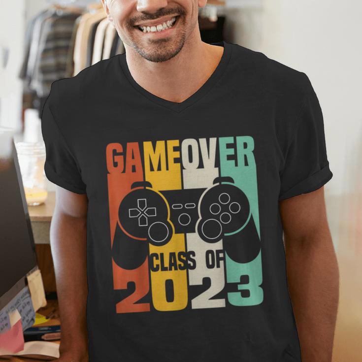 GAME OVER Class Of 2023 Video Games Vintage Graduation Gamer Men's V-Neck T-Shirt