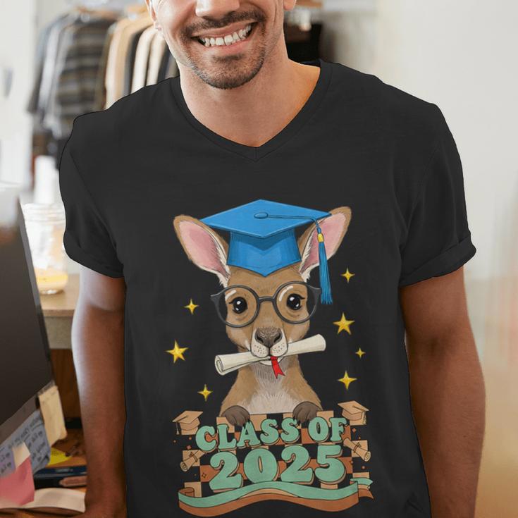 Graduate Kangaroo Class Of 2025 Kids Graduation Men's V-Neck T-Shirt