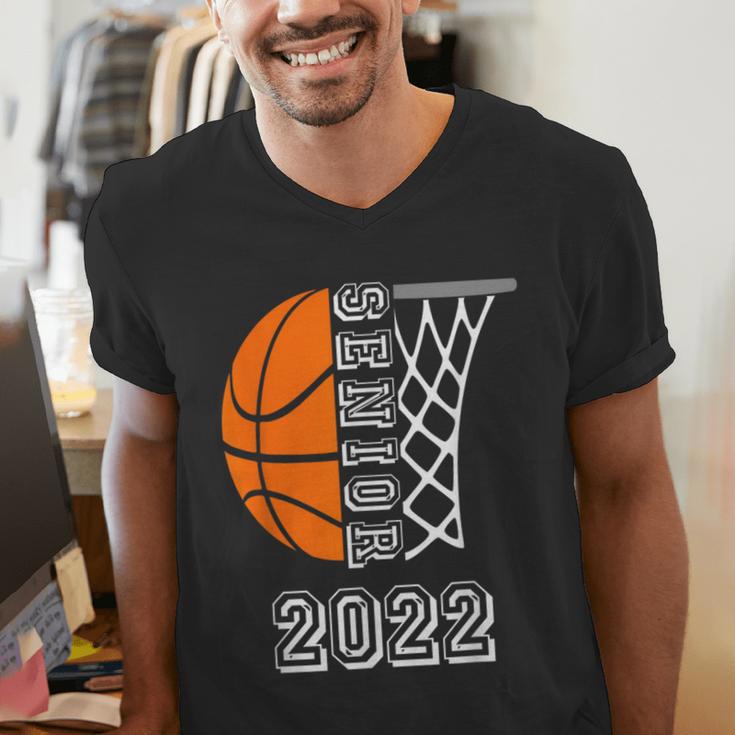 Graduate Senior Class 2022 Graduation Basketball Player Men's V-Neck T-Shirt