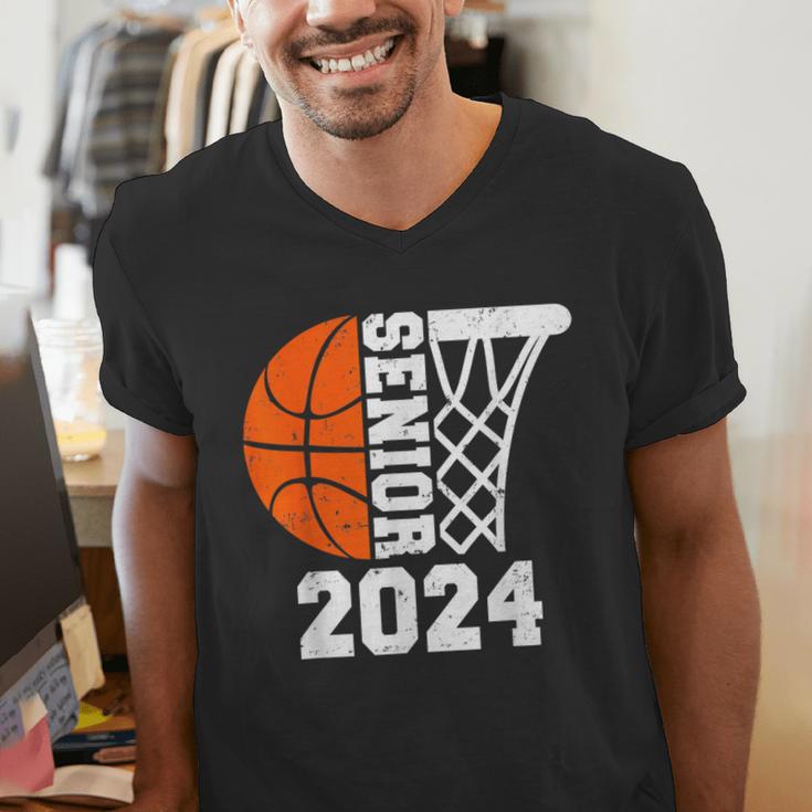 Graduate Senior Class Of 2024 Basketball Player Graduation Men's V-Neck T-Shirt