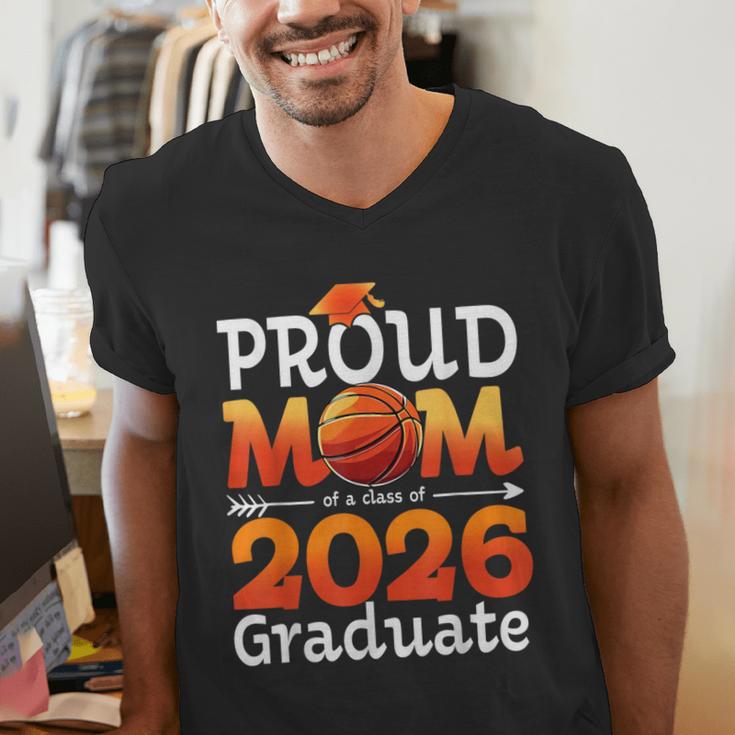 Graduation Basketball Retro Proud Mom Of A 2026 Graduate Men's V-Neck T-Shirt