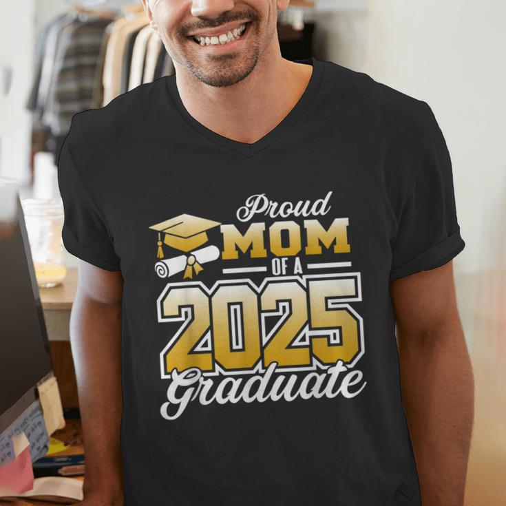 Graduation Family Matching Proud Mom Of A 2025 Graduate Men's V-Neck T-Shirt