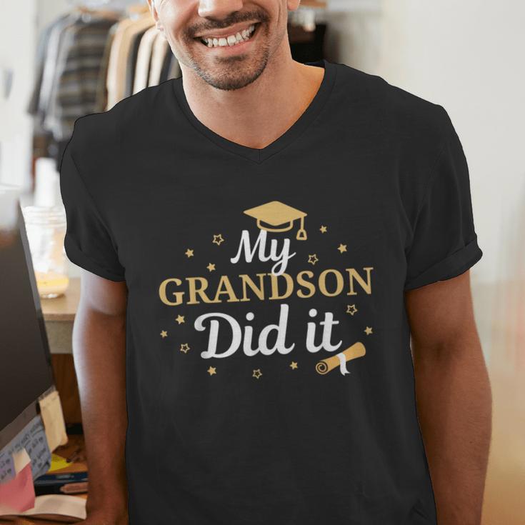 My Grandson Did It Proud Class Senior Graduate Graduation Men's V-Neck T-Shirt