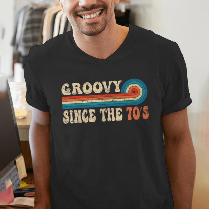 Groovy Since The 70s Aesthetic Nostalgia 1970's Retro Men's V-Neck T-Shirt