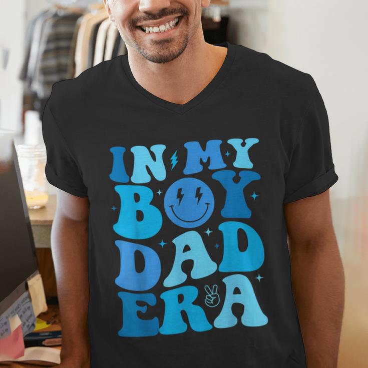 Groovy In My Boy Dad Era For Fathers Day Men's V-Neck T-Shirt