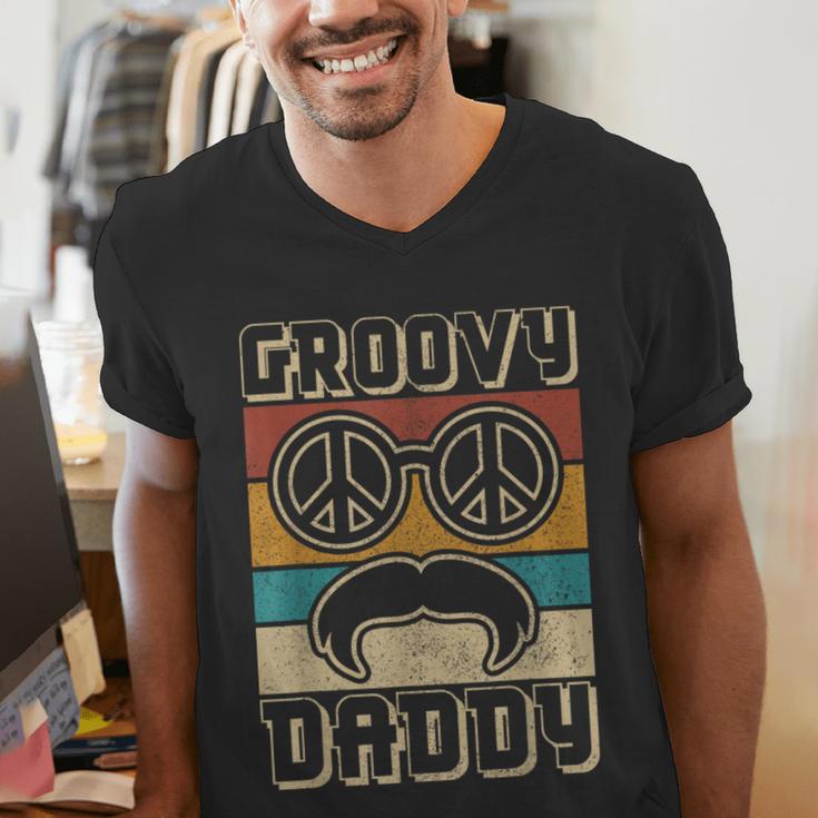 Groovy Daddy 60s Outfit 70s Themed Party Costume Dad Hippie Men's V-Neck T-Shirt
