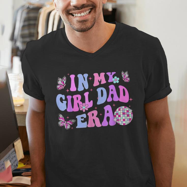 Groovy Retro In My Girl Dad Era Daddy Fathers Day Men's V-Neck T-Shirt