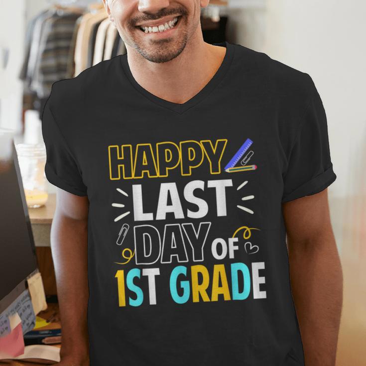 Happy Last Day Of 1st Grade Shirt Cutie Graduation Men's V-Neck T-Shirt
