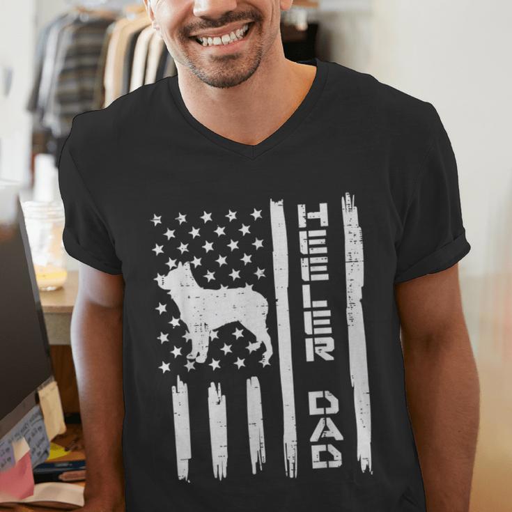 Heeler Dad Flag Vintage Blue Red Cattle Dog Patriot Men Men's V-Neck T-Shirt