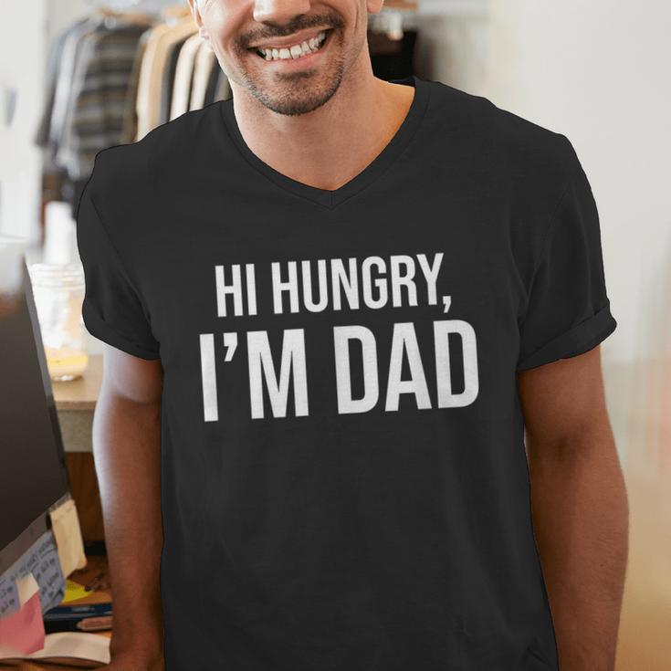 Hi Hungry I'm Dad Father's Day Dad Daddy Joke Men's V-Neck T-Shirt