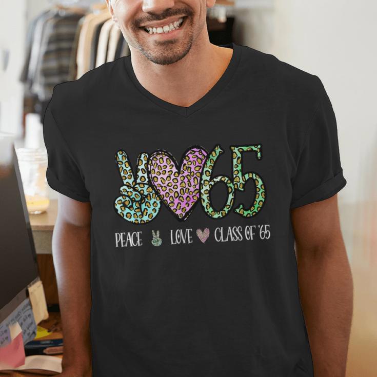 High School Class Of 1965 Shirt Graduation Class Reunion Men's V-Neck T-Shirt