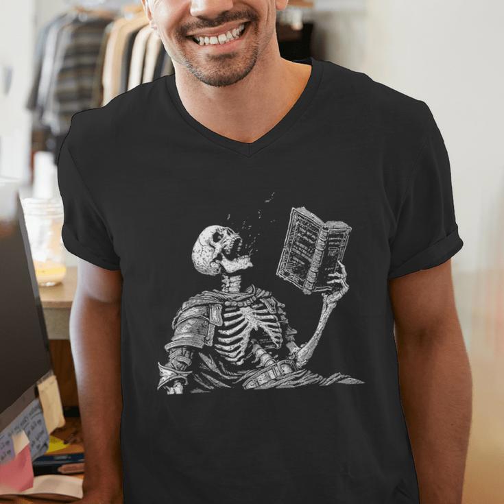 Hilarious Skeleton Holding a Book And Laughing Gothic Men's V-Neck T-Shirt