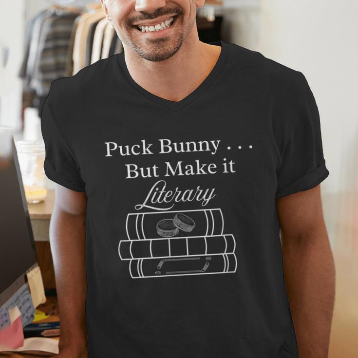 Hockey Romance Book Lover Puck Bunny But Make It Literary Men's V-Neck T-Shirt Hockey Romance Book Lover Puck Bunny But Make It Literary Men's V-Neck T-Shirt