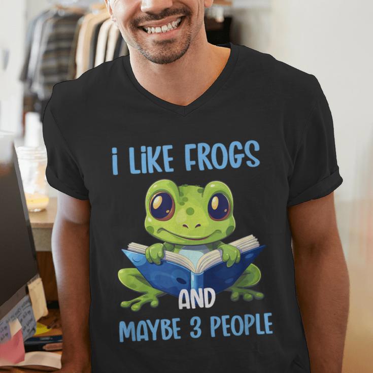 Introvert Herpetologists Amphibian Frog Lover Men's V-Neck T-Shirt Introvert Herpetologists Amphibian Frog Lover Men's V-Neck T-Shirt
