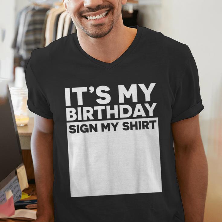 It's My Birthday Sign Boy Men Decoration Guestbook Men's V-Neck T-Shirt
