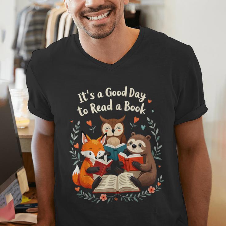 Its A Good Day To Read Book Cute Fox Sloth Owl Novel Reading Men's V-Neck T-Shirt