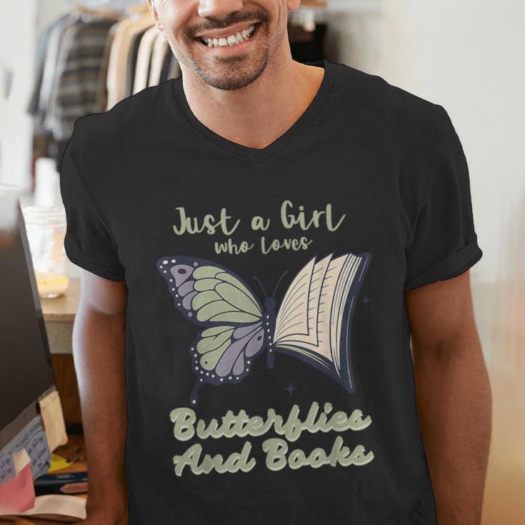 Just a Girl Who Loves Butterflies And Books Butterfly Men's V-Neck T-Shirt